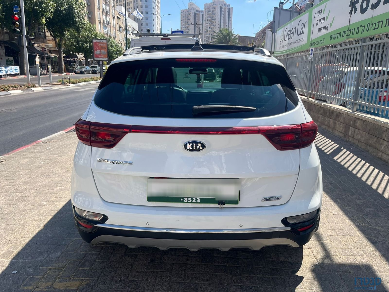 2020' Kia Sportage photo #6