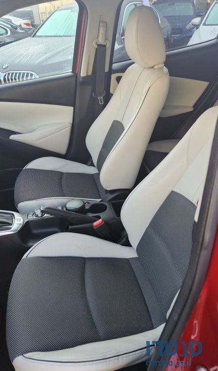 2020' Mazda 2 מאזדה photo #6