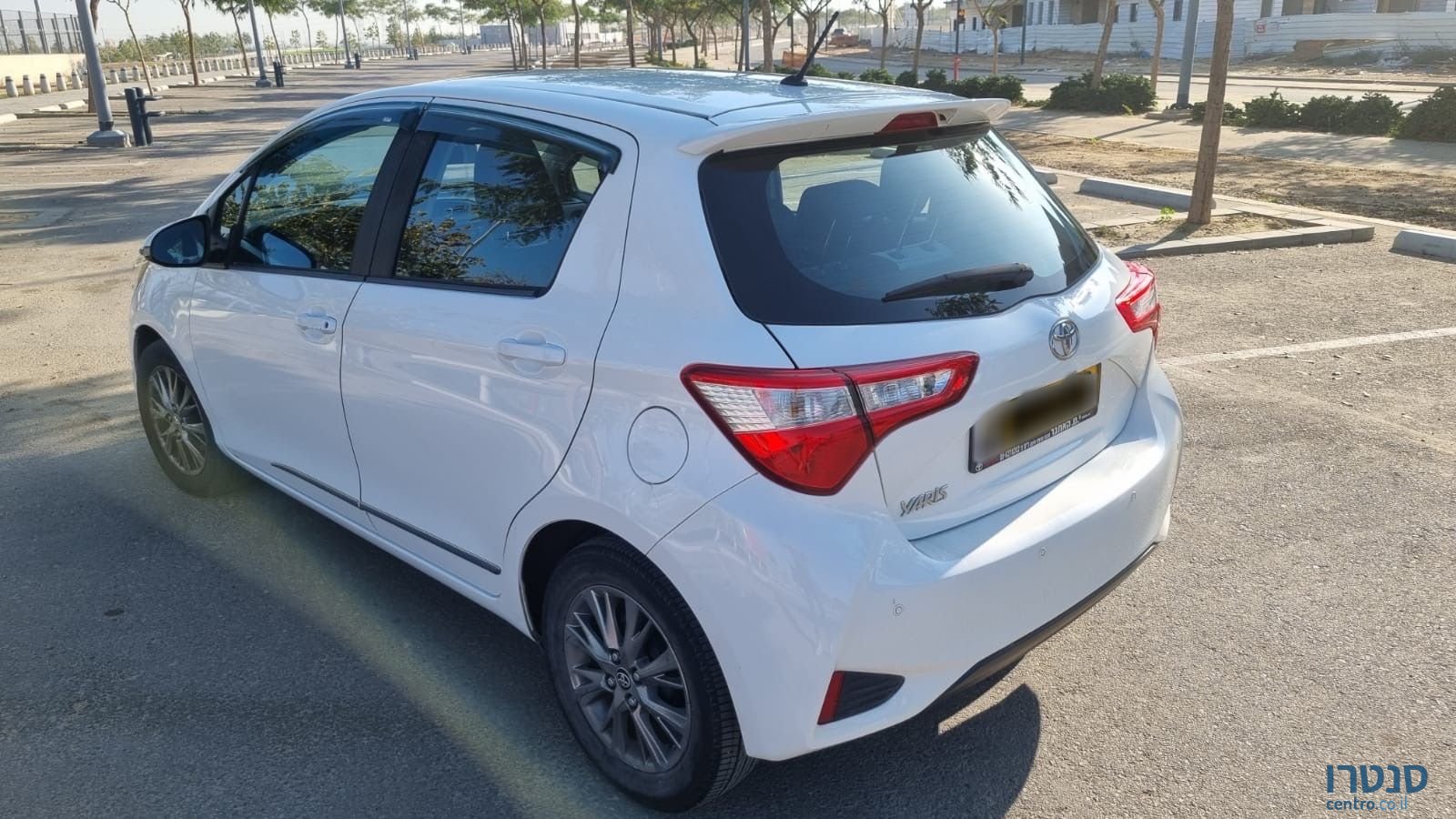 2020' Toyota Yaris טויוטה יאריס photo #4