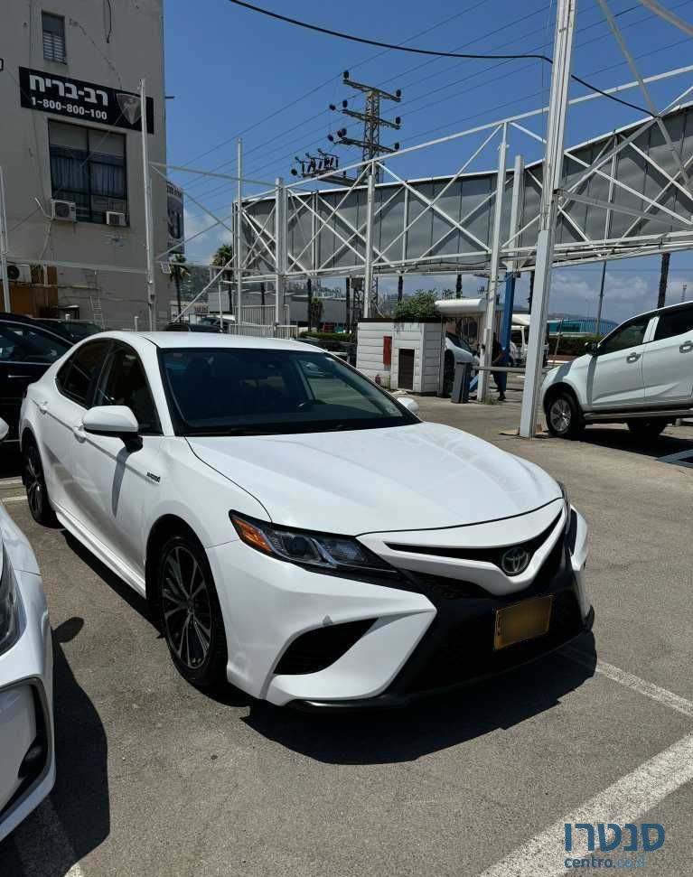 2021' Toyota Camry טויוטה קאמרי photo #2