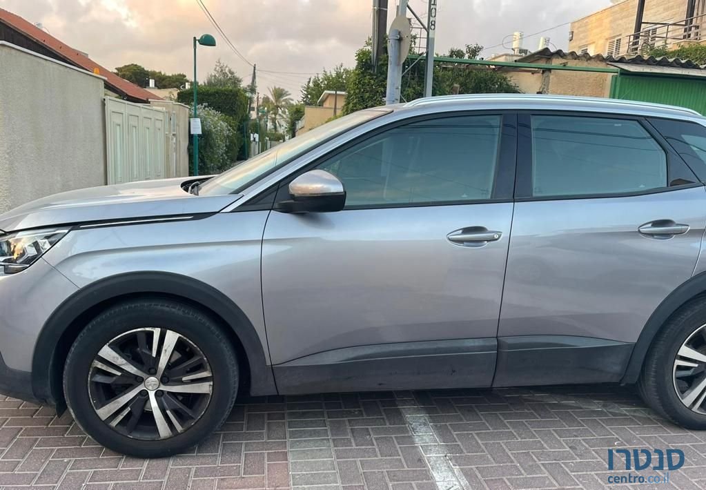 2019' Peugeot 3008 פיג'ו photo #5