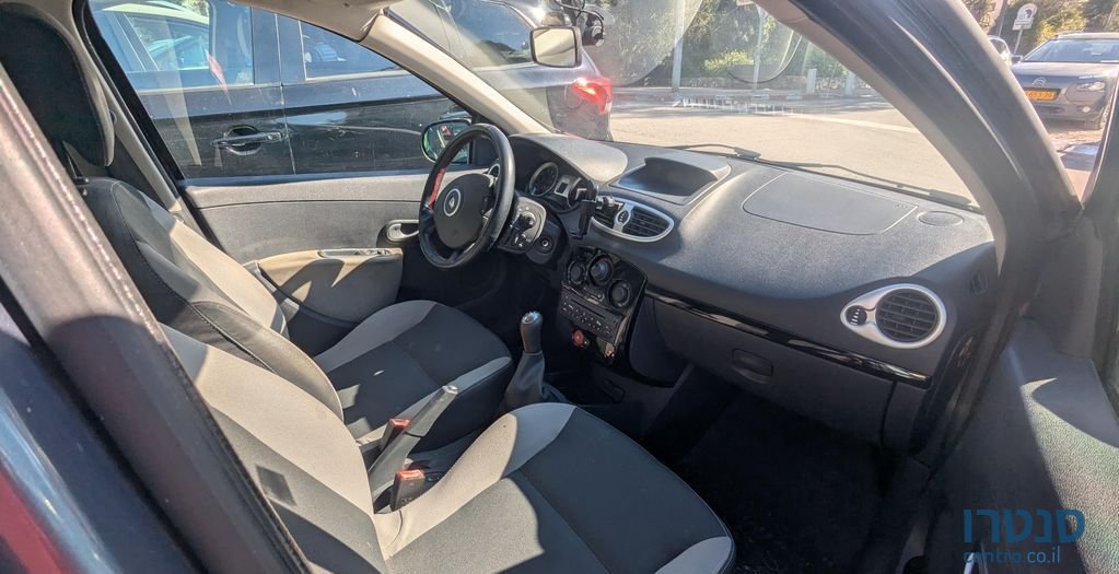 2011' Renault Clio רנו קליאו photo #4