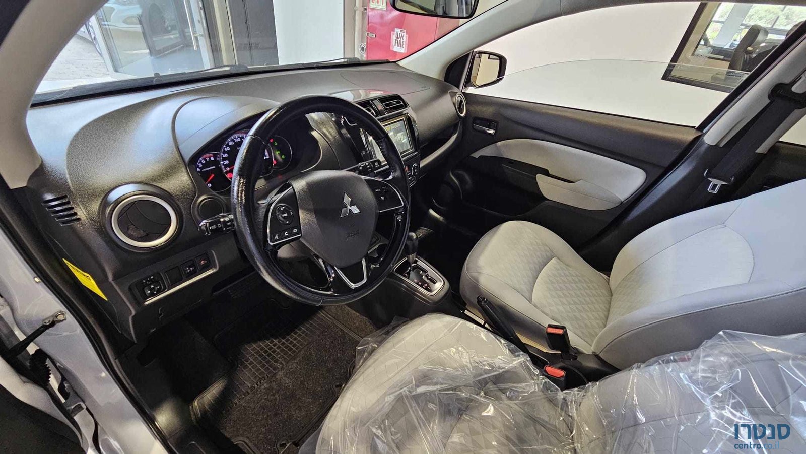 2022' Mitsubishi Space Star photo #6