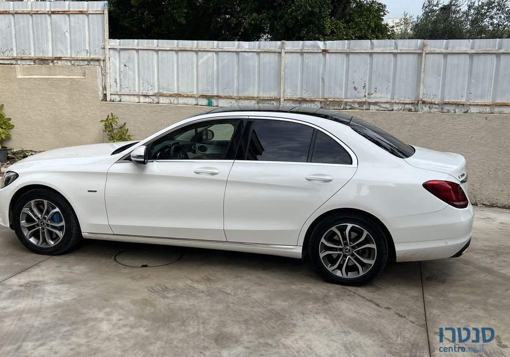 2017' Mercedes-Benz C-Class מרצדס photo #3