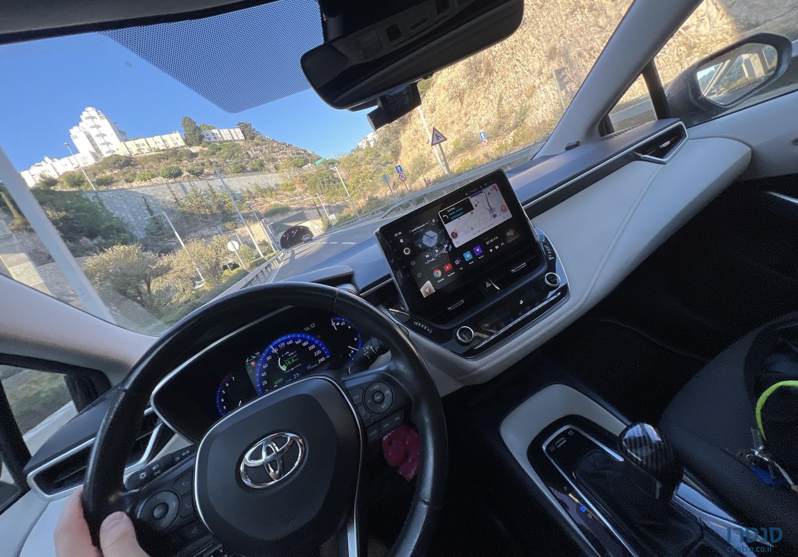 2019' Toyota Corolla טויוטה קורולה photo #6