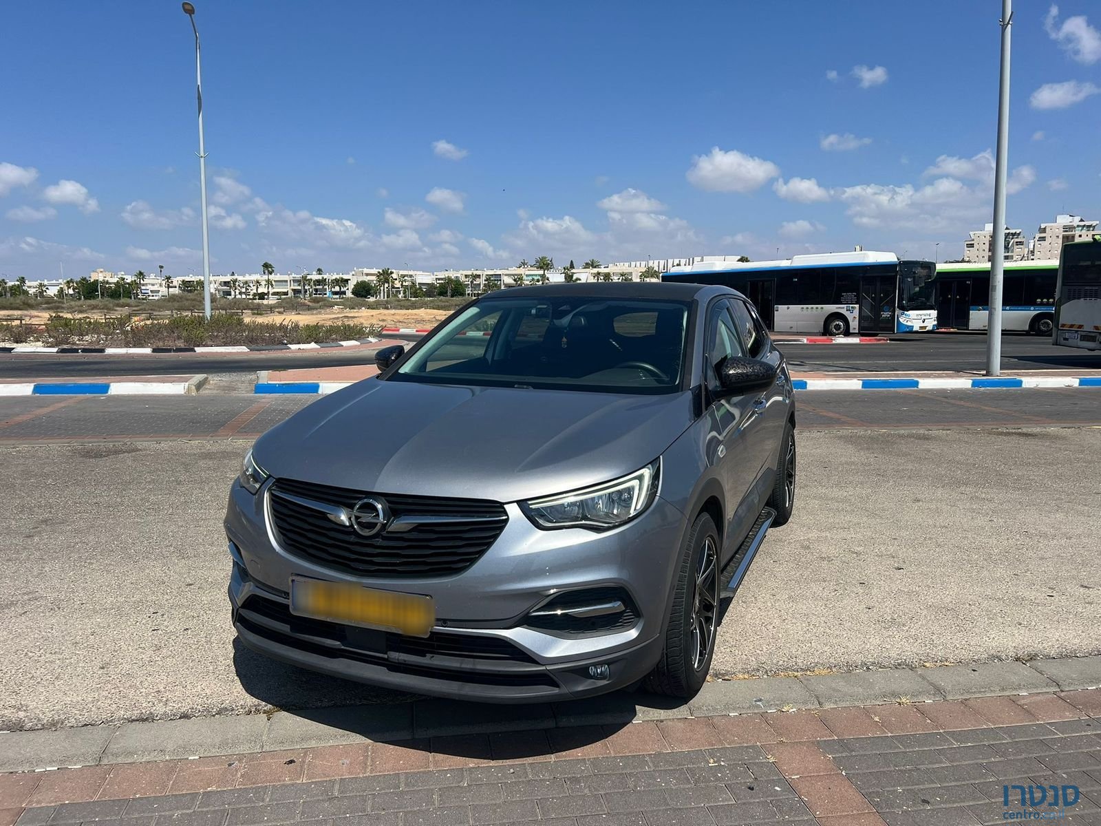 2018' Opel Crossland X photo #2