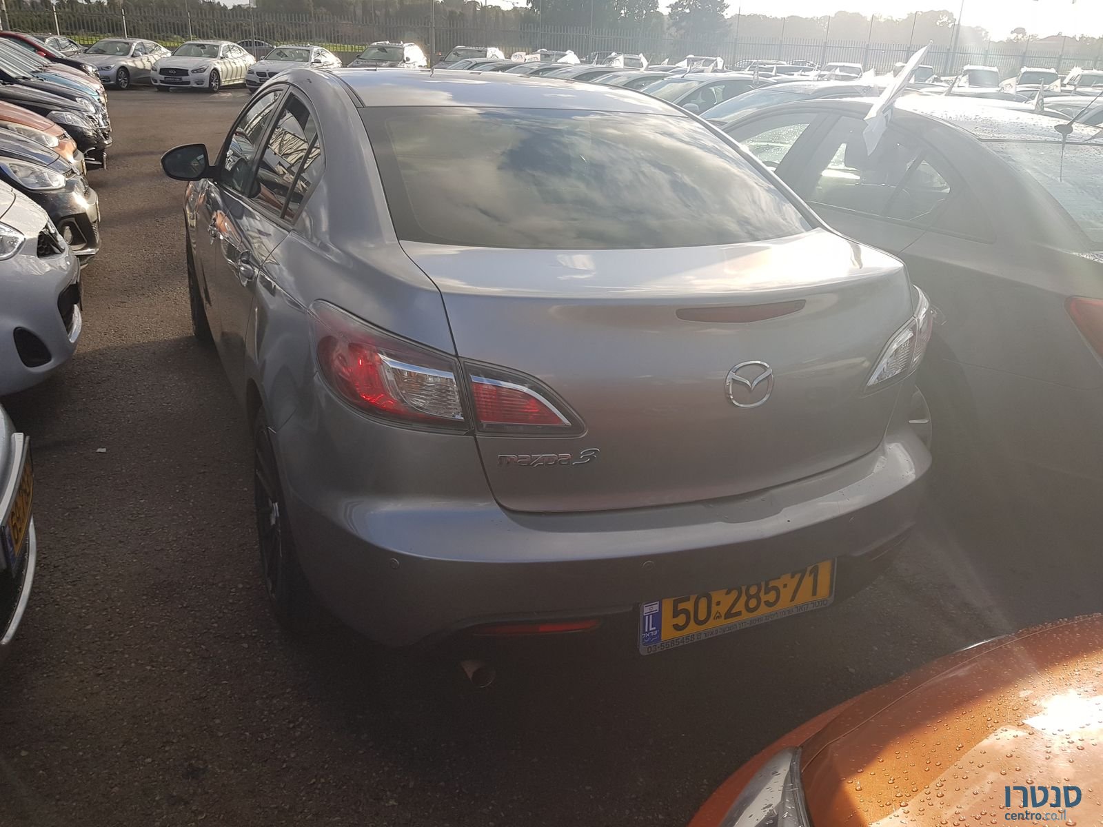 2011' Mazda 3 Active photo #3