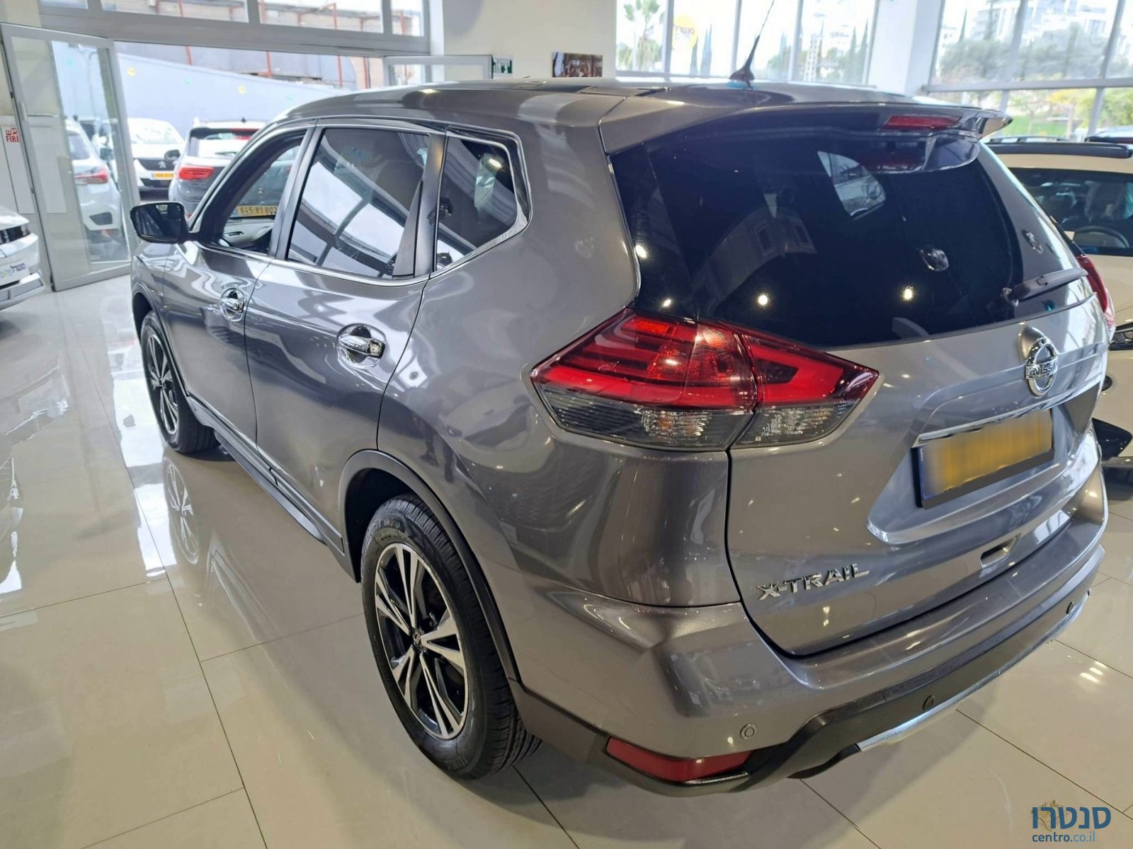 2021' Nissan X-Trail photo #3