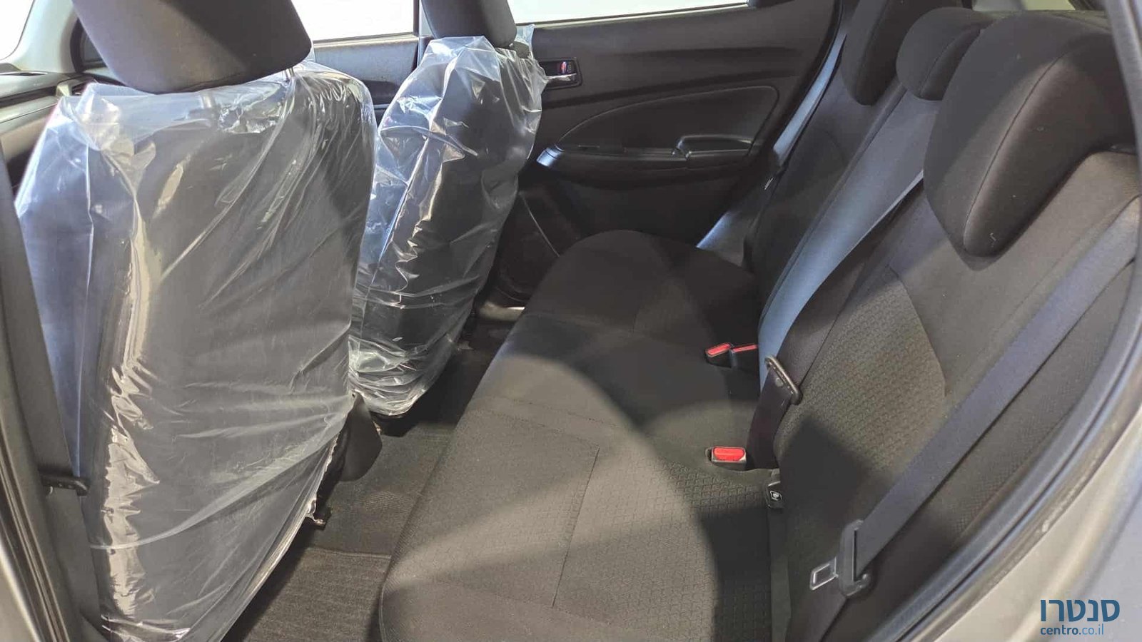 2021' Suzuki Swift photo #6