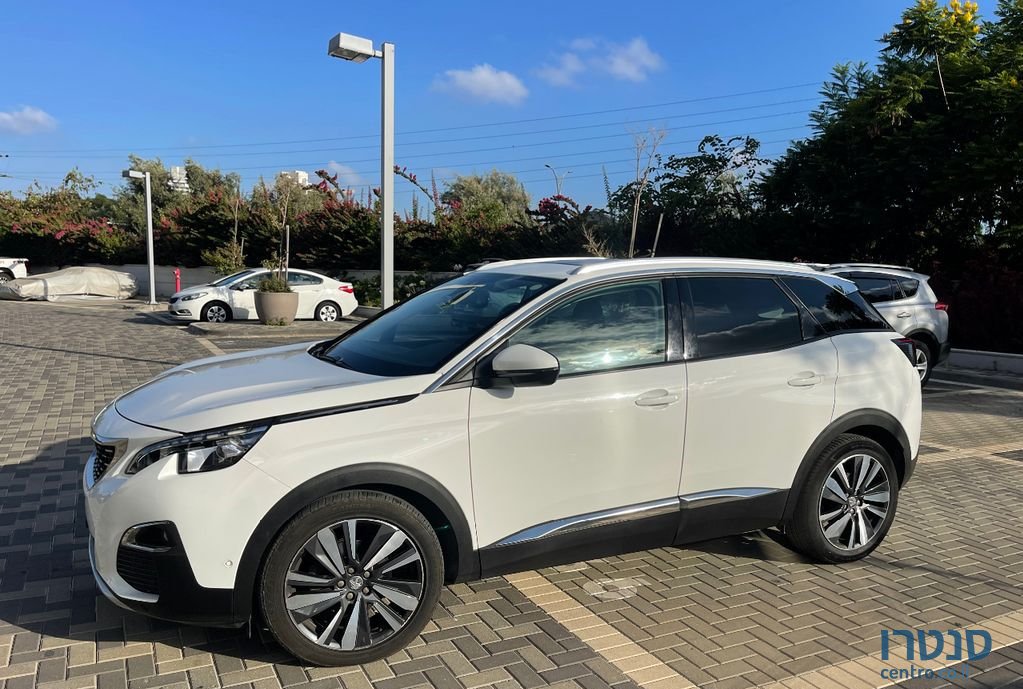 2018' Peugeot 3008 פיג'ו photo #3