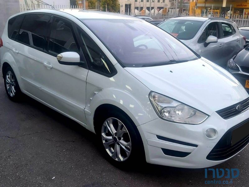 2013' Ford S-Max photo #1