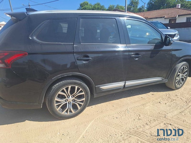 2018' Mitsubishi Outlander מיצובישי אאוטלנדר photo #3