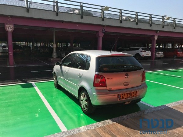 2003' Volkswagen Polo photo #2