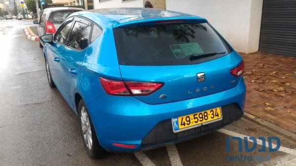 2015' SEAT Leon photo #2