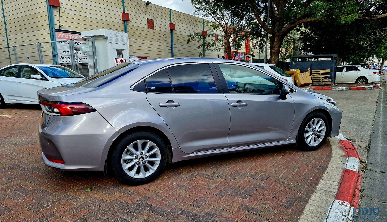 2020' Toyota Corolla טויוטה קורולה photo #3