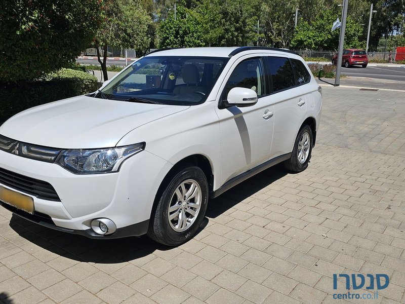 2013' Mitsubishi Outlander מיצובישי אאוטלנדר photo #5