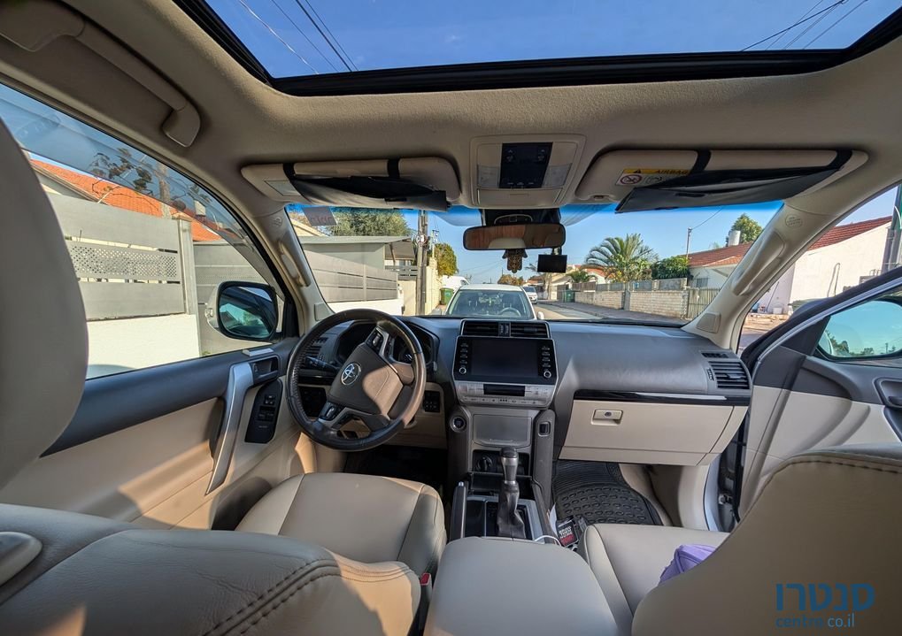 2021' Toyota Land Cruiser טויוטה לנד קרוזר photo #4