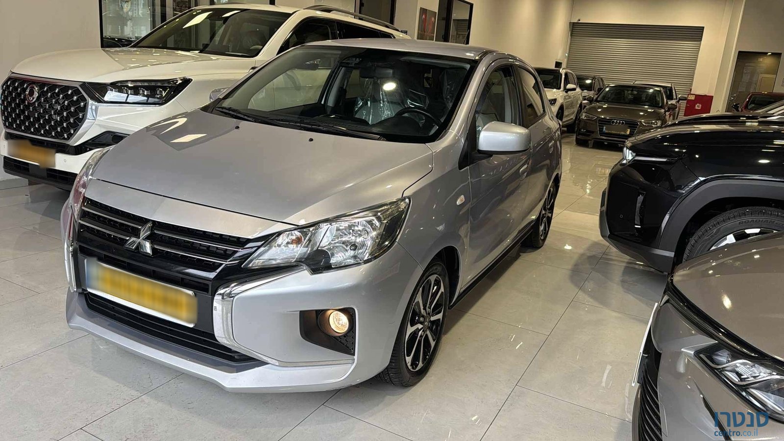 2022' Mitsubishi Space Star photo #1