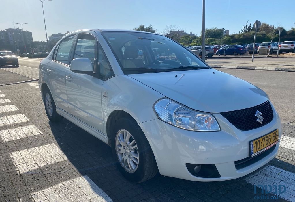 2009' Suzuki SX4 סוזוקי photo #3