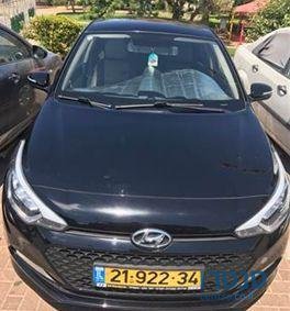 2015' Hyundai i20 יונדאי photo #3