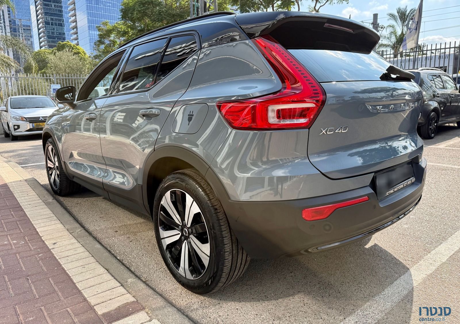 2023' Volvo XC40 וולוו photo #6
