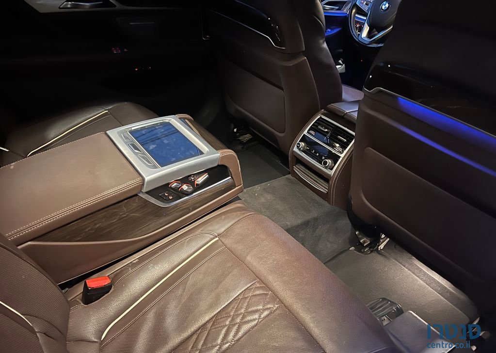 2019' BMW 7 Series ב.מ.וו סדרה 7 photo #2