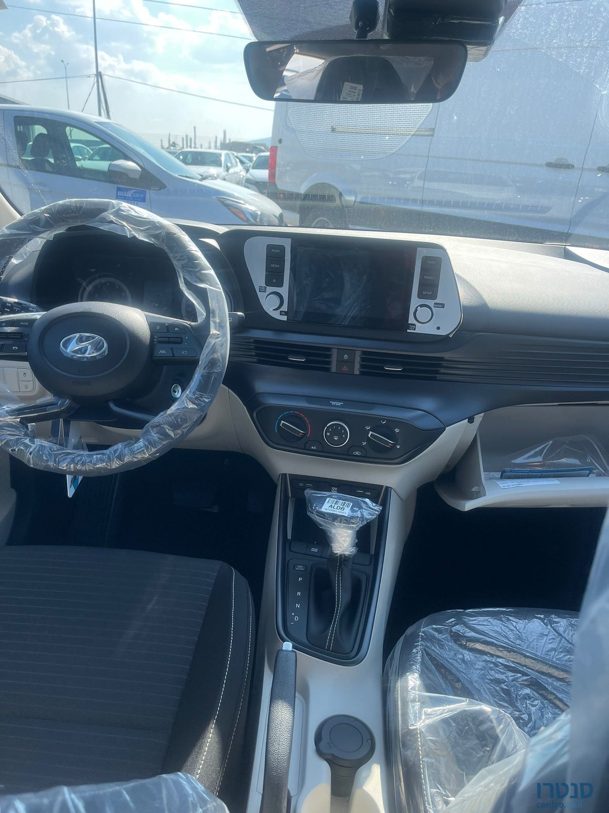 2023' Hyundai i20 יונדאי photo #3