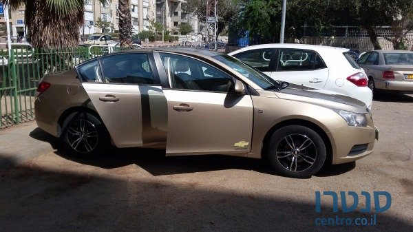 2009' Chevrolet Cruze photo #1