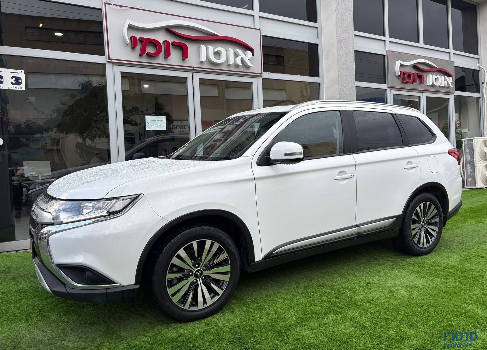 2020' Mitsubishi Outlander מיצובישי אאוטלנדר photo #1