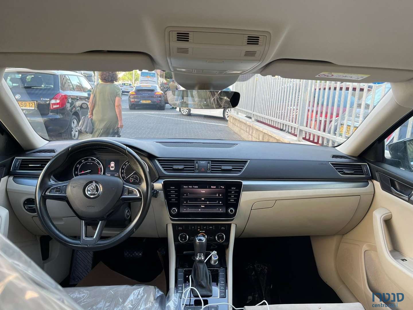 2018' Skoda Superb סקודה סופרב photo #2