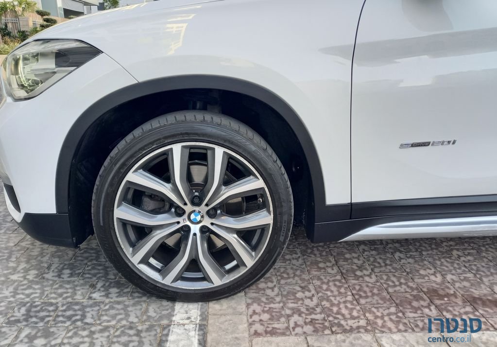 2017' BMW X1 ב.מ.וו photo #2