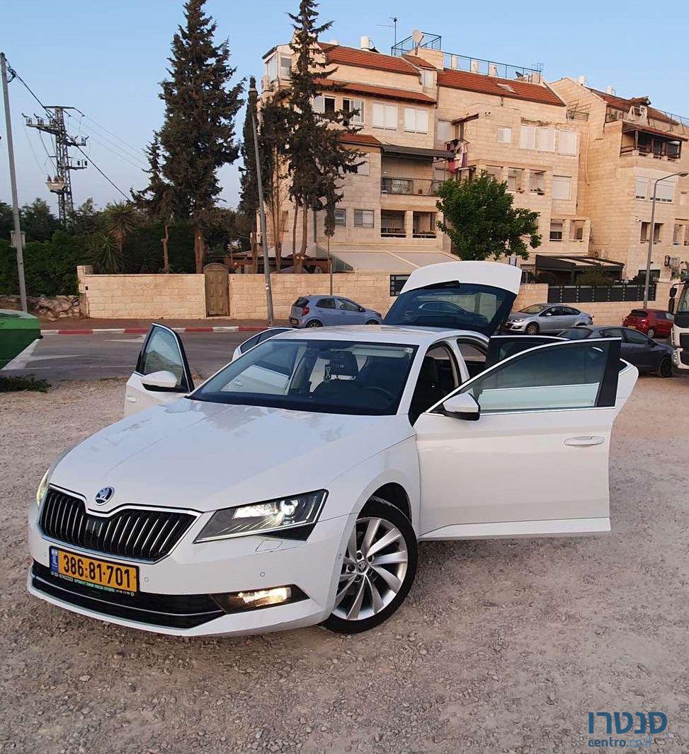 2018' Skoda Superb סקודה סופרב photo #1