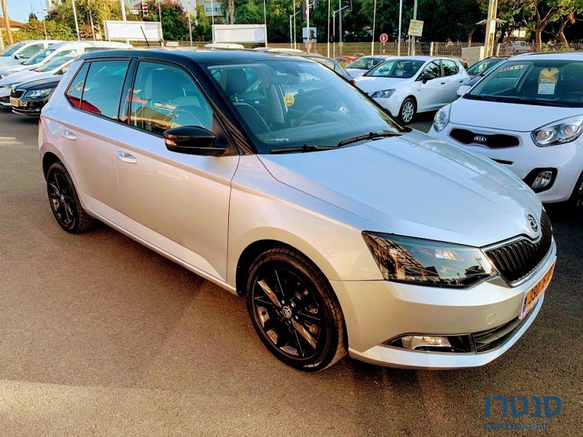 2018' Skoda Fabia photo #1