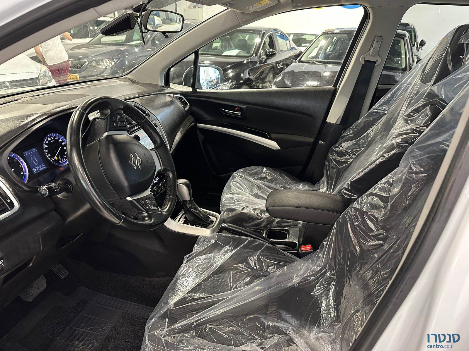 2020' Suzuki SX4 S-Cross photo #5