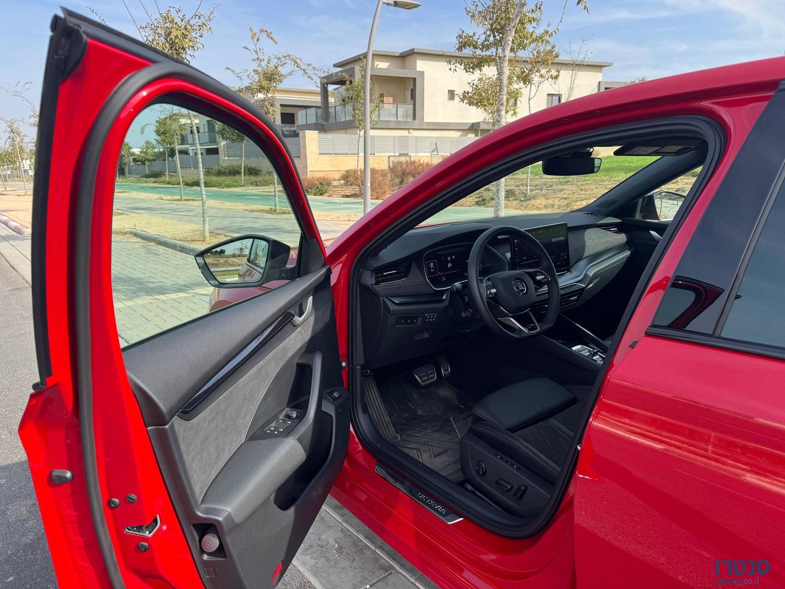 2025' Skoda Octavia VRS photo #5