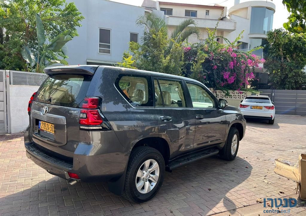 2022' Toyota Land Cruiser טויוטה לנד קרוזר photo #3