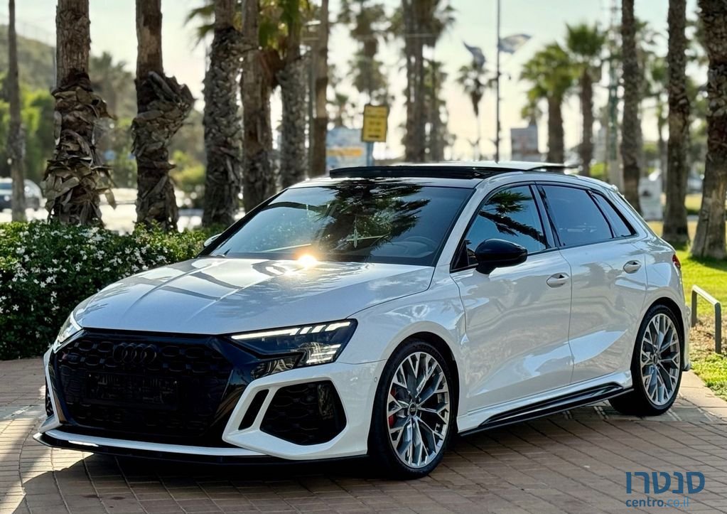 2022' Audi RS3 אאודי photo #1