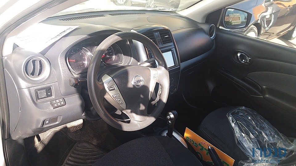 2015' Nissan Almera photo #3