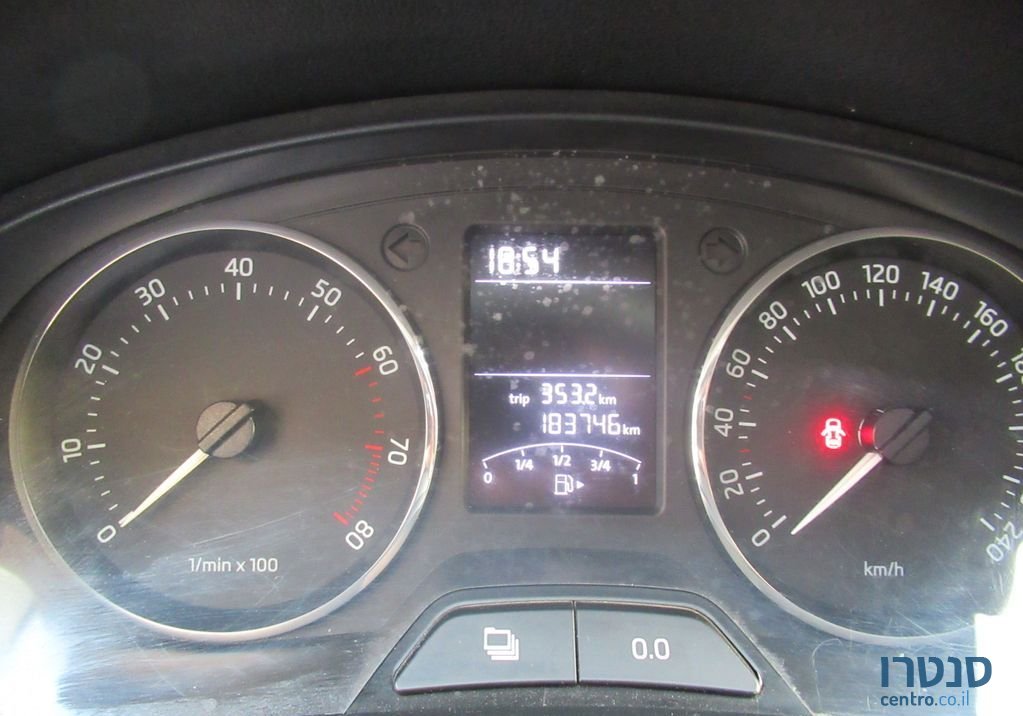 2013' Skoda Rapid סקודה ראפיד photo #3