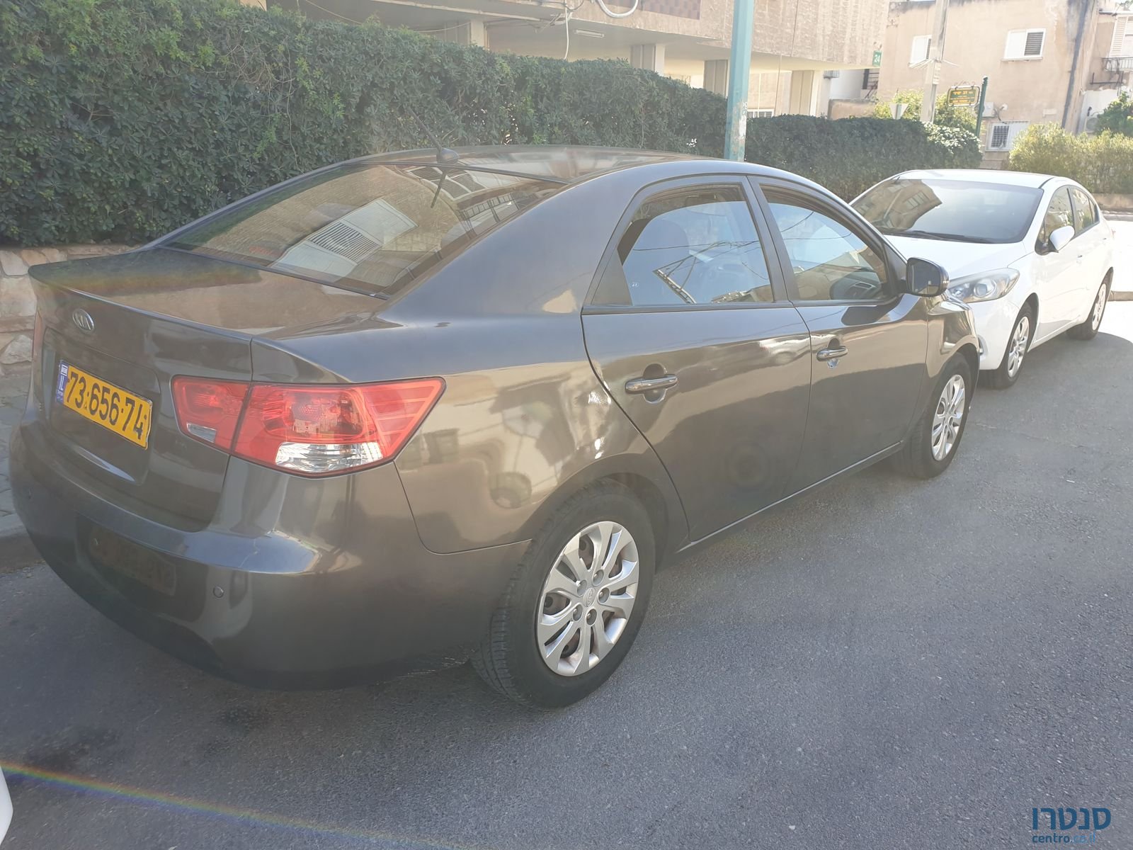 2011' Kia Forte photo #3