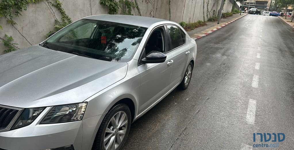 2020' Skoda Octavia סקודה אוקטביה photo #3