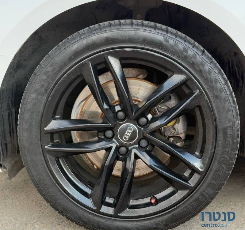 2017' Audi A4 אאודי photo #6