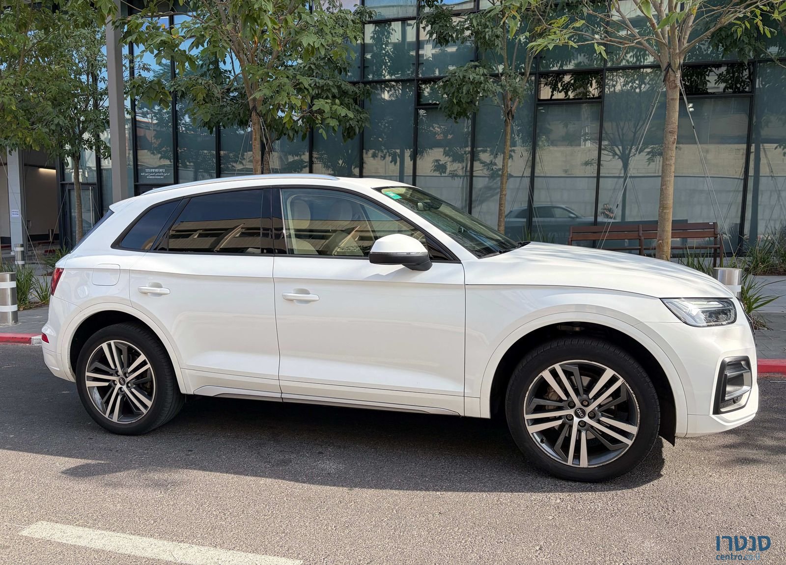 2021' Audi Q5 אאודי photo #1