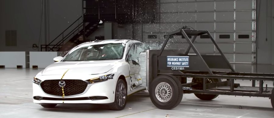 2019 Mazda3 sedan and hatchback get IIHS Top Safety Pick awards