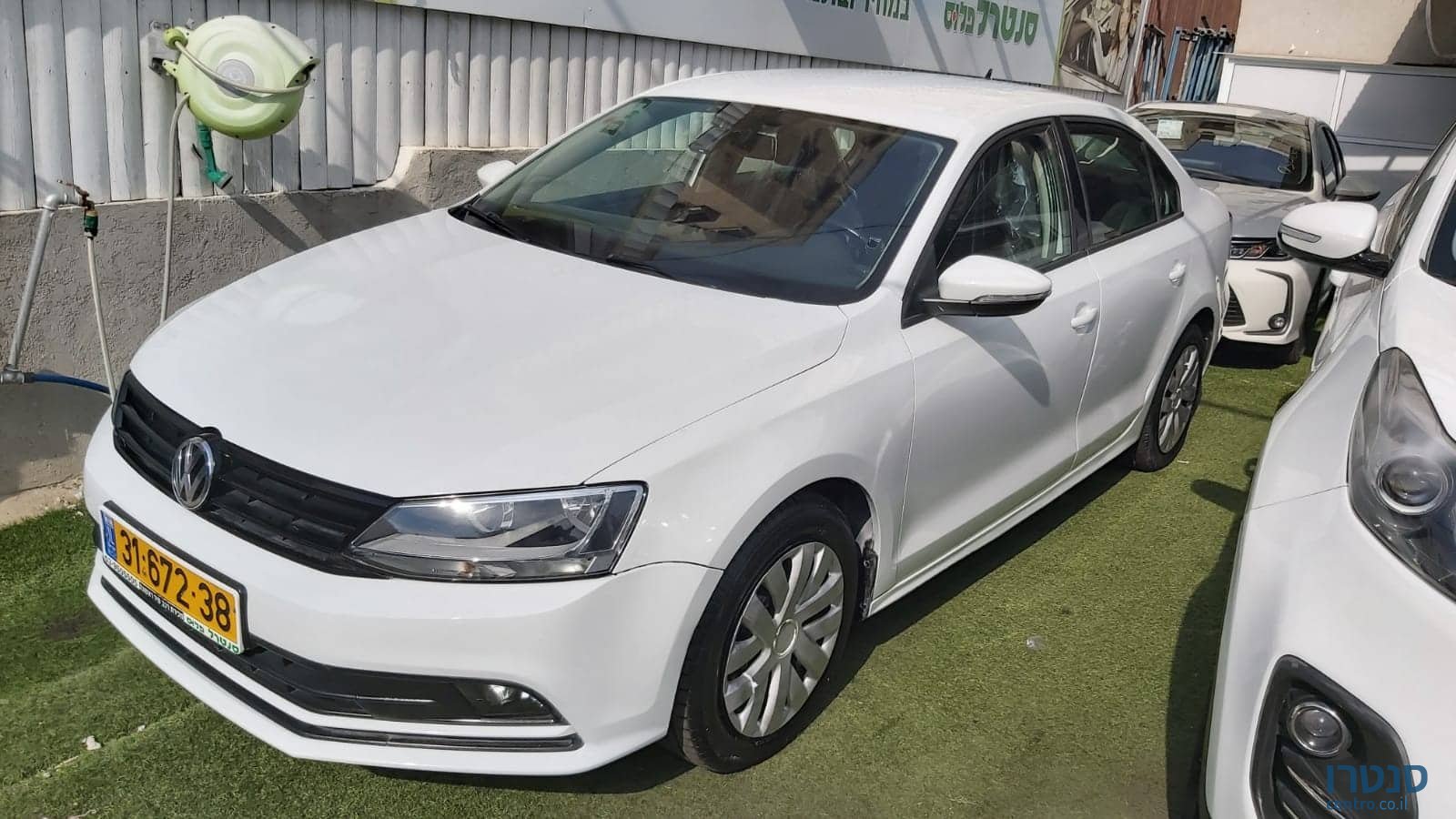 2016' Volkswagen Jetta photo #1