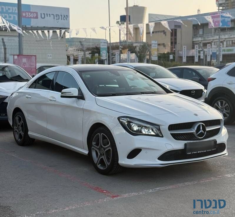 2019' Mercedes-Benz CLA מרצדס-בנץ photo #2
