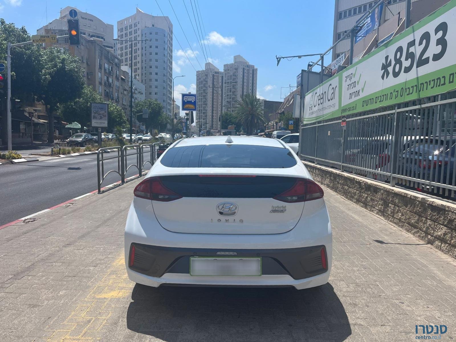 2020' Hyundai Ioniq photo #5