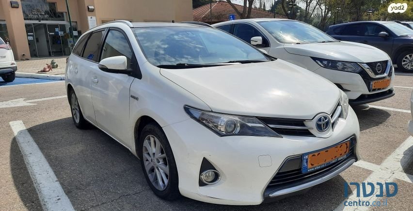 2014' Toyota Auris טויוטה אוריס photo #1