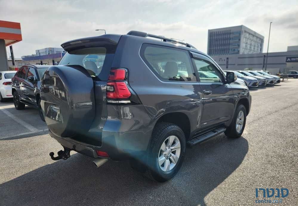 2019' Toyota Land Cruiser טויוטה לנד קרוזר photo #3