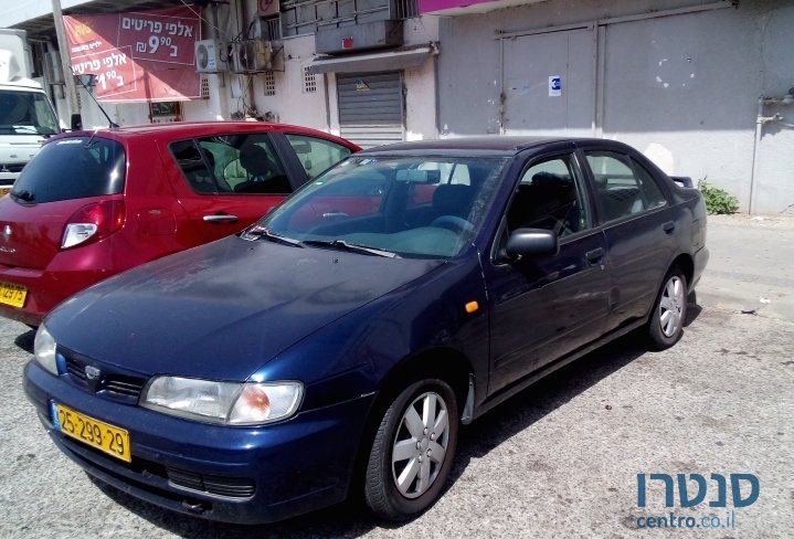 1998' Nissan Almera photo #1